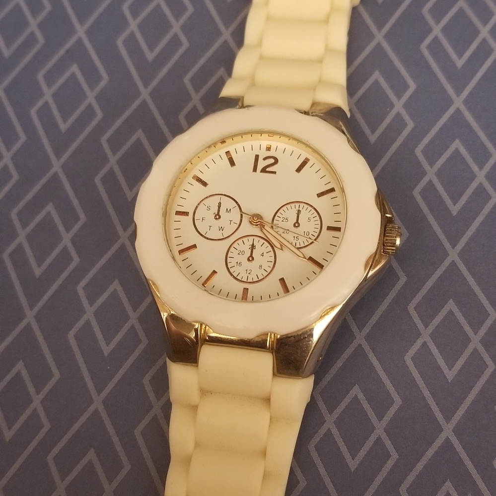 Simple White Jelly Watch